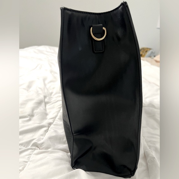 (Open to offers) Gently used laptop tote bag. Can fit 15.6 laptop - Picture 5 of 17